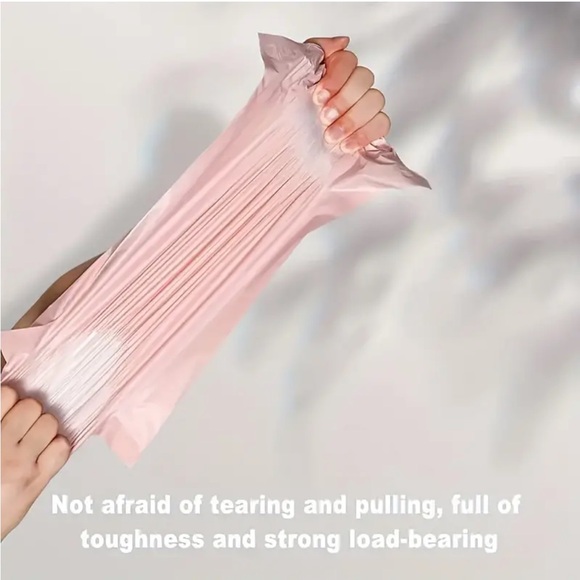 25 Pink Self-Adhesive Pink Self-Adhesive Poly Mailers (13.7” x 7.8”) - Picture 4 of 4